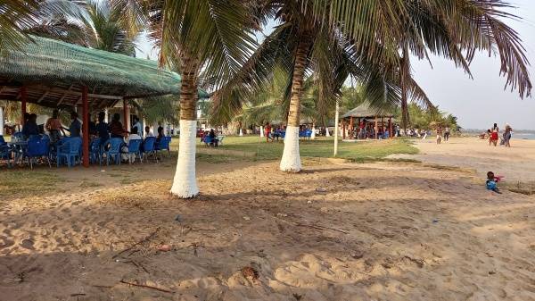 Pram Beach Resort - Tema, Ghana